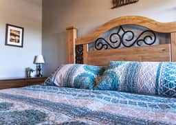 Cozy Cabin | Forest Views | Dog-Friendly