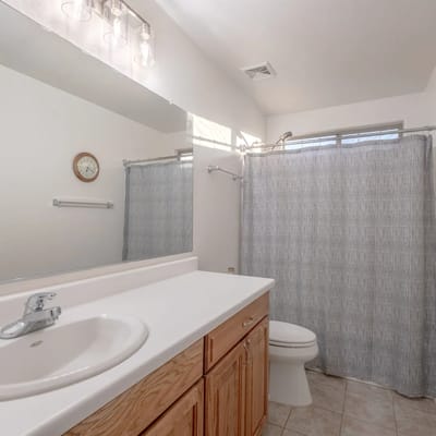 Sleeps 8 | King Suite | Screened Patio + BBQ